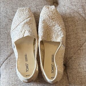 TOMS Cream Lace Espadrille Slip-Ons